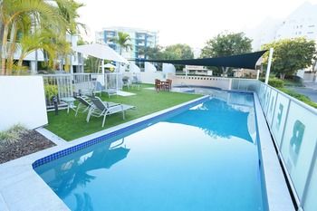 Beach Club Resort - Brisbane 4u 5
