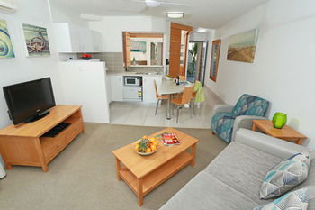 Beach Club Resort - Brisbane 4u 12