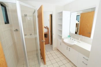 Beach Club Resort - Brisbane 4u 21