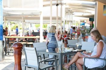 Beach Club Resort - Brisbane 4u 30