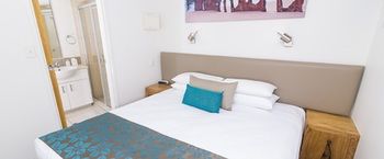 Beach Club Resort - Brisbane 4u 32