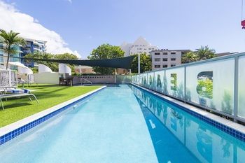 Beach Club Resort - Brisbane 4u 54