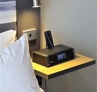 Mercure Melbourne Therry Street - Tourism Brisbane