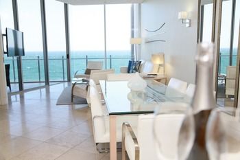 Oceans Mooloolaba - Brisbane 4u 12