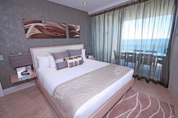 Oceans Mooloolaba - Brisbane 4u 20