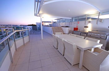 Oceans Mooloolaba - Brisbane 4u 30