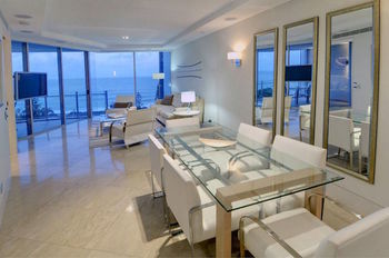 Oceans Mooloolaba - Brisbane 4u 50