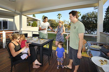 Sydney Lakeside Holiday Park - Brisbane 4u 4