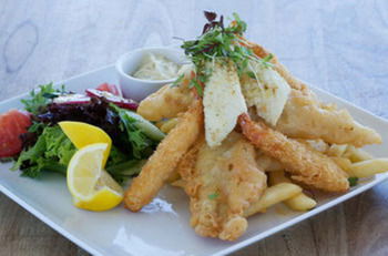 Caves Beachside Hotel - Brisbane Tourism 15