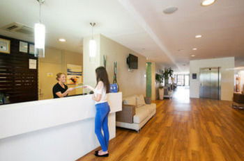 Caves Beachside Hotel - Brisbane Tourism 48