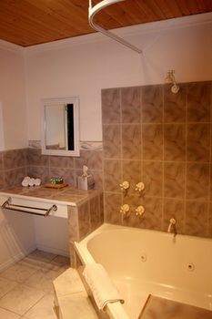 Hill 'N' Dale Farm Cottages - Brisbane 4u 20