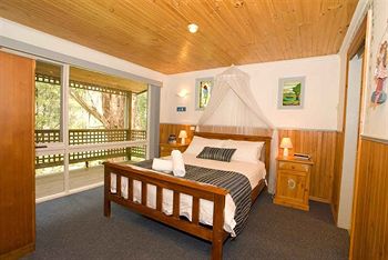 Hill 'N' Dale Farm Cottages - Brisbane 4u 1