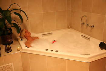 Lavender House B&B - Tourism Brisbane 0