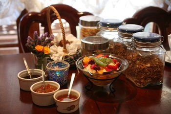 Lavender House B&B - Tourism Brisbane 4
