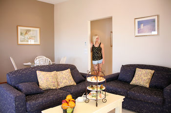 Lavender House B&B - Tourism Brisbane 14