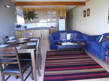 Lavender House B&B - Tourism Brisbane 32
