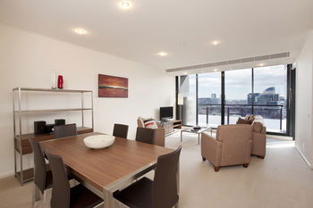 Melbourne Short Stay Apartments On Whiteman - Tourism Brisbane 8