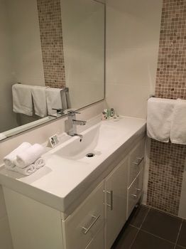 Checkers Resort & Conference Centre - Tourism Brisbane 14