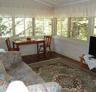 Whispering Pines Chalet amp Cottages - Tourism Brisbane