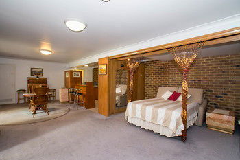 A Camelot Tower & Penthouse - Tourism Brisbane 38