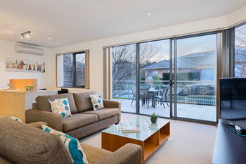 Apartments @ Glen Waverley - Brisbane 4u 6