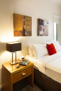 Apartments @ Glen Waverley - Brisbane 4u 19
