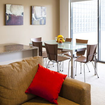 Apartments @ Glen Waverley - Brisbane 4u 32