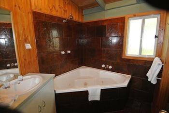 Kondalilla Eco Resort - Tourism Brisbane 16