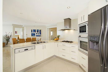 Aqua Vista Resort - Brisbane 4u 5