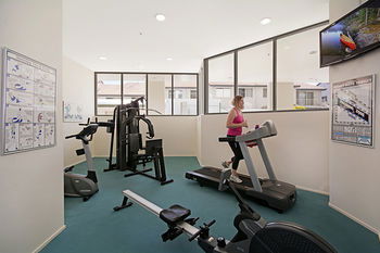 Aqua Vista Resort - Brisbane 4u 17