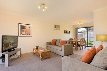 Apartments @ Mt Waverley - Tourism Brisbane 15