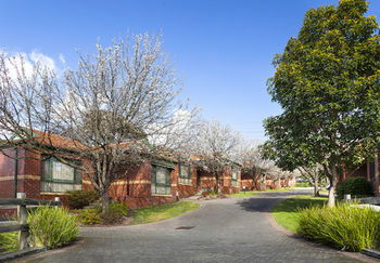 Apartments @ Mt Waverley - Tourism Brisbane 24