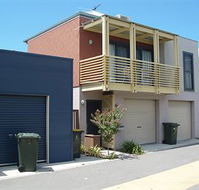 Harbourside Terraces - Tourism Brisbane