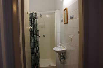 Burwood Bed And Breakfast - Tourism Brisbane 3