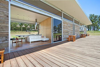The Longhouse - Brisbane Tourism 0