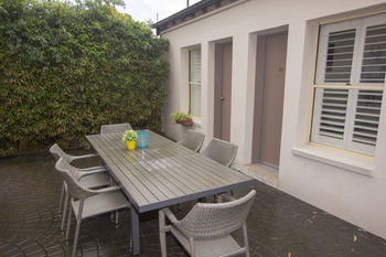 Sinclairs Bondi - Brisbane 4u 3