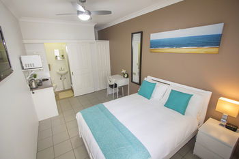 Sinclairs Bondi - Brisbane 4u 9