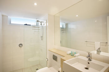 Maison Noosa Beachfront Resort - Brisbane Tourism 21