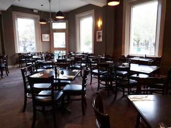 Naughtons Parkville Hotel - Tourism Brisbane 14