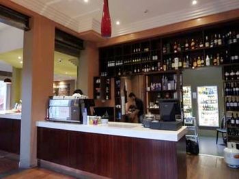 Naughtons Parkville Hotel - Tourism Brisbane 15