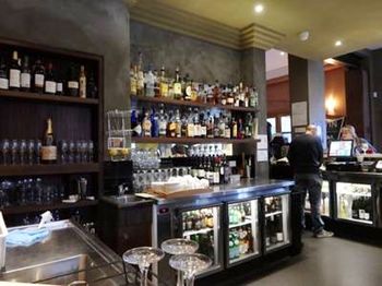 Naughtons Parkville Hotel - Tourism Brisbane 16