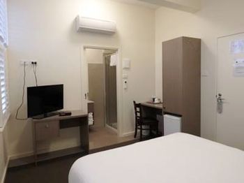 Naughtons Parkville Hotel - Tourism Brisbane 30
