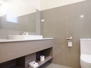 Naughtons Parkville Hotel - Tourism Brisbane 31