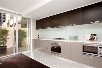 Wyndel Apartments - Abode - Tourism Brisbane 5