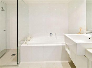 Wyndel Apartments - Encore - Tourism Brisbane 3