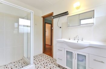 Paradise Bungalow - Brisbane 4u 16