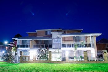 Copacabana Shores - Tourism Brisbane 8