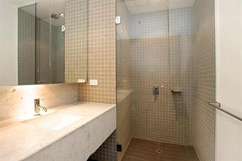 Astra Apartments - St Kilda Rd - Brisbane 4u 6