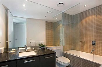 Astra Apartments - St Kilda Rd - Brisbane 4u 7