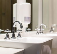 Discovery Melbourne Hostel - Tourism Brisbane